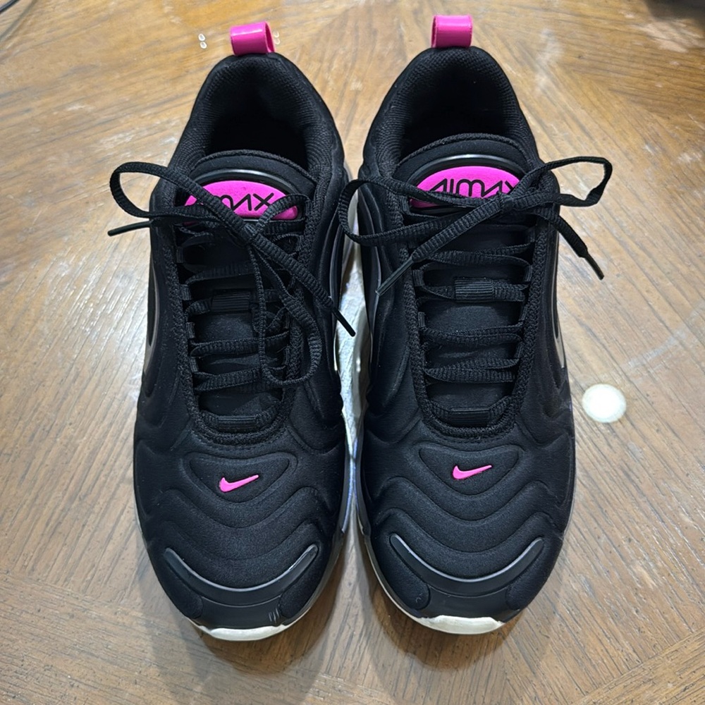 Women’s Nike Air Max 720